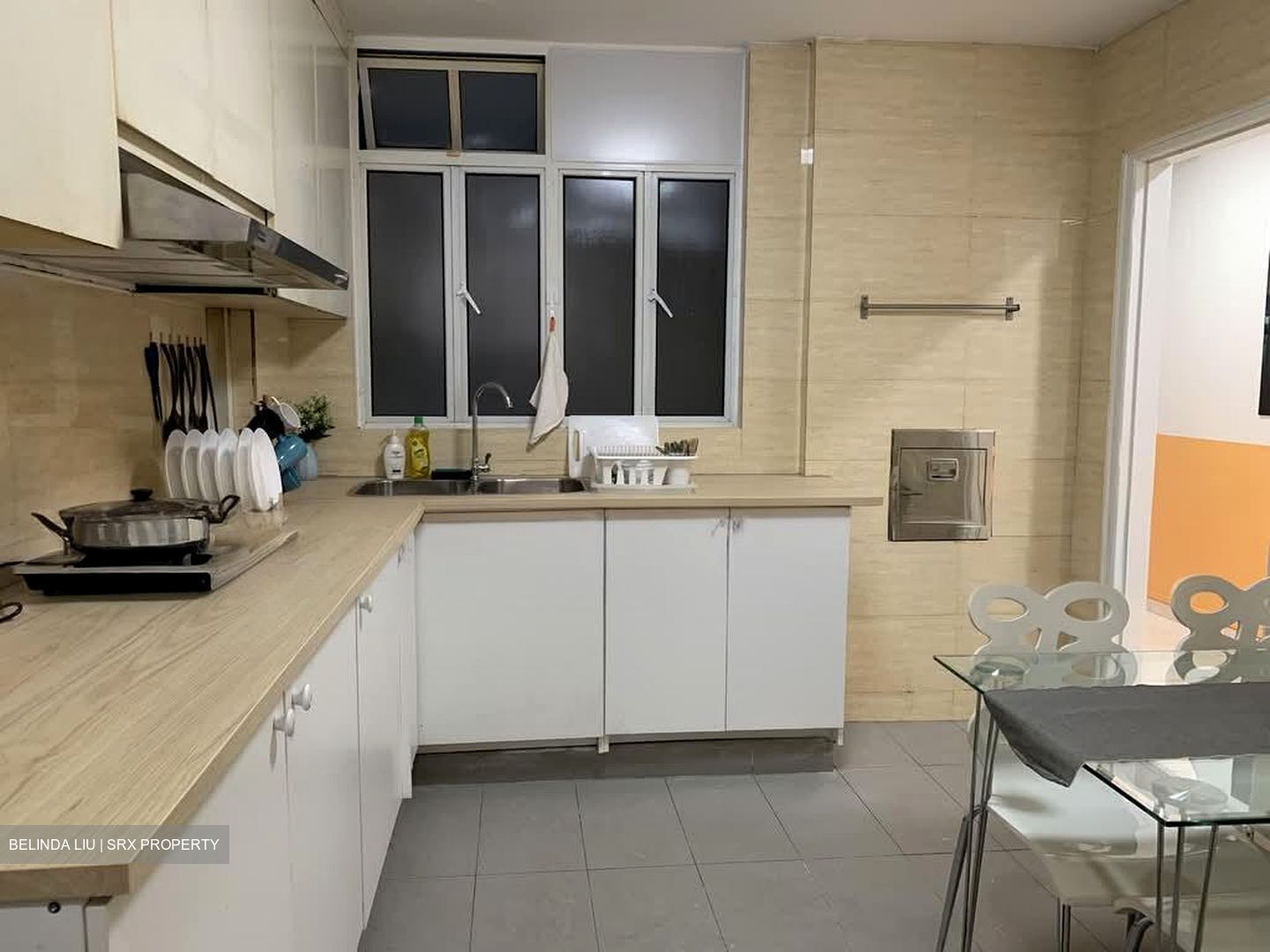 Carmi Mansions (D14), Apartment #582925571